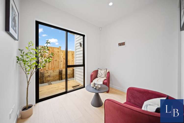 38 Furlough Road Opaheke_21