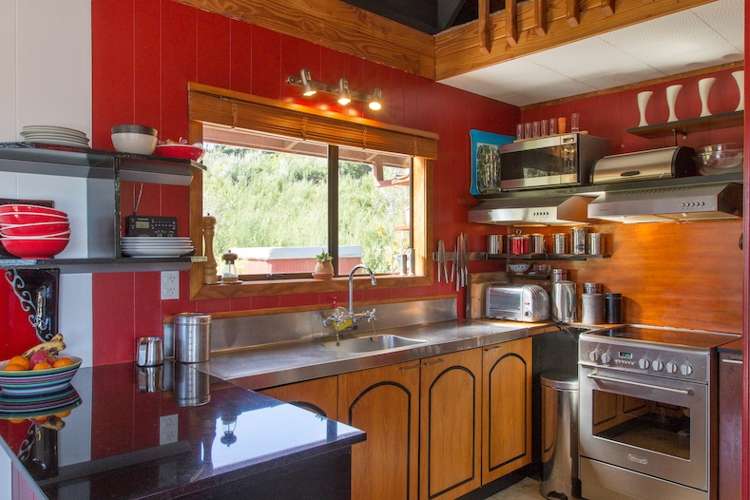 6 Lichen Grove Russell_7