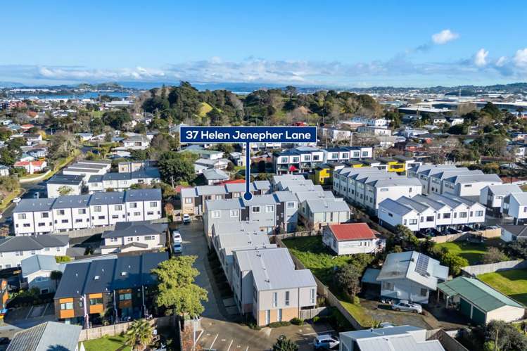 37 Helen Jenepher Lane Mt Wellington_18