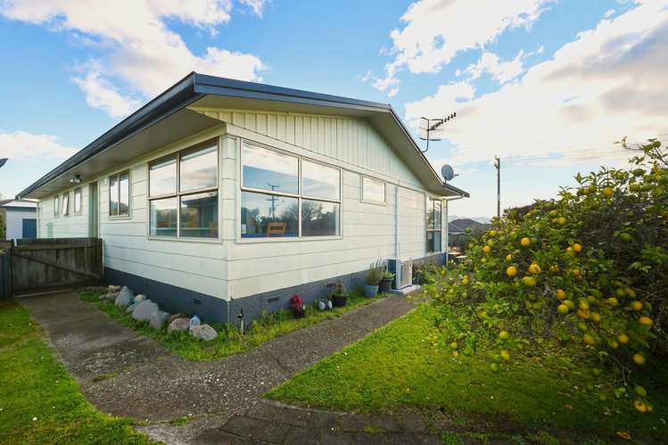 17 Byron Grove Owhata_27