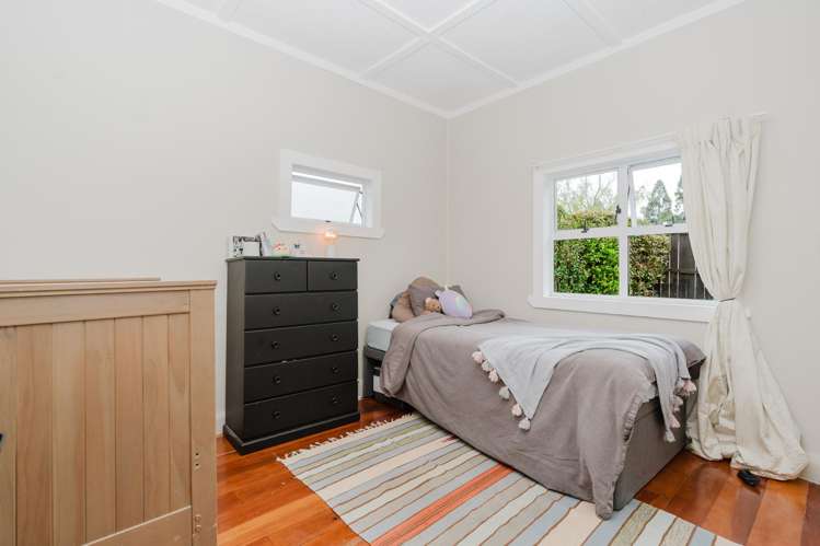 15 Hinau Street_4