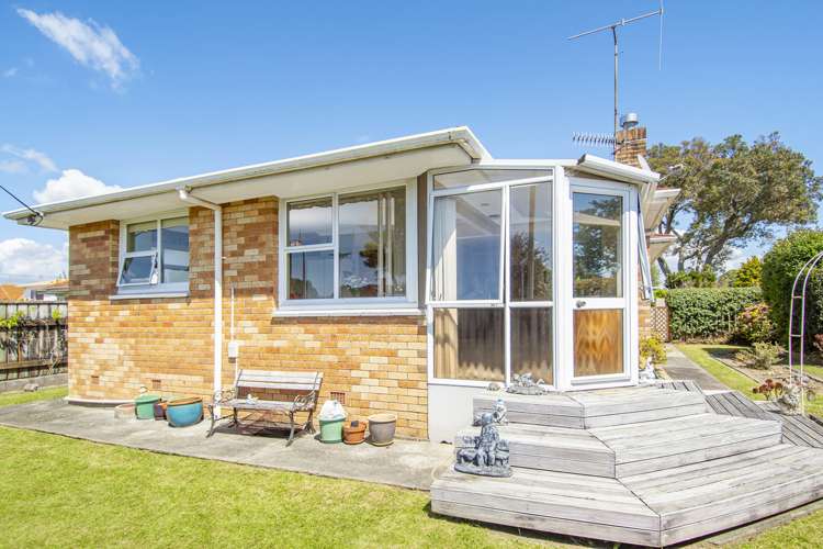 2 Rimu Street Gate Pa_15