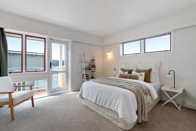 81 Seaview Road Paremata_17