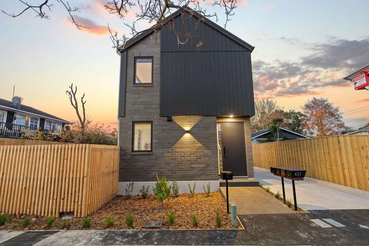1-4/437 Worcester Street Linwood_15