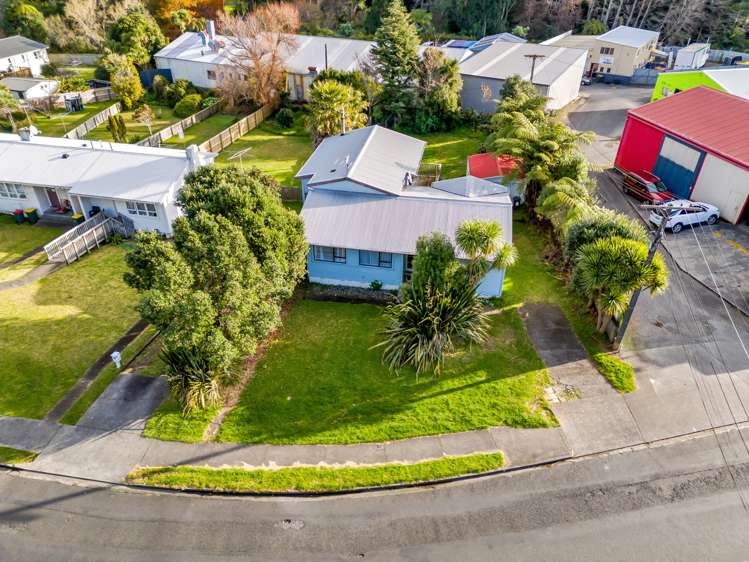 12 Seaview Road Marfell_17