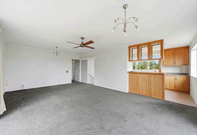 Spacious Five-Bedroom Lifestyle Living in Drury