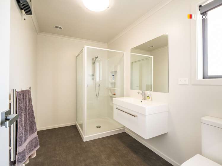 80 Severn Street Green Island_11