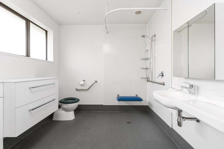 35 Cotswold Avenue Bishopdale_9