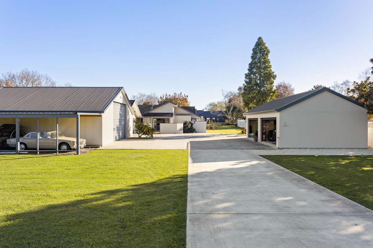 64 Athlone Drive_3
