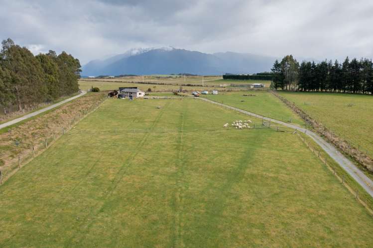 305 Sinclair Road Te Anau_20