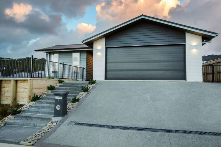 5 Margaret Shields Avenue Aotea_27