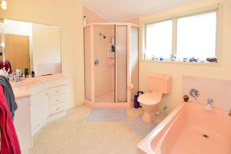 25 Ardern Avenue Stanmore Bay_18