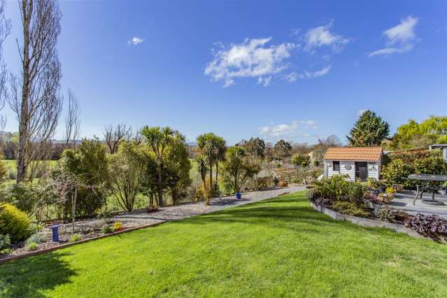 1758 Cust Road Cust_4