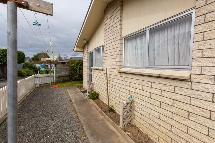 4 Guy Street Dannevirke_16