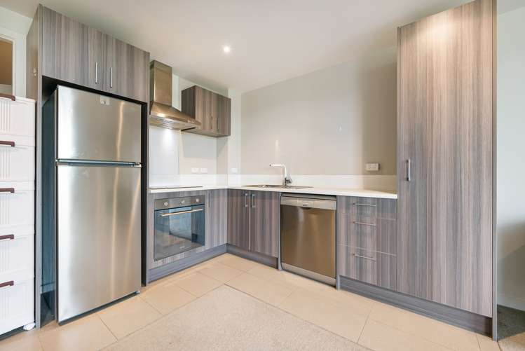 402/3 Rose Garden Lane Albany_5