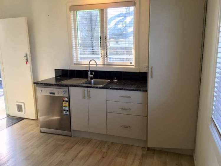 73A Windsor Road Bellevue_8