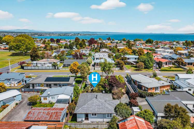 2/14 Laughton Street Taupo_5