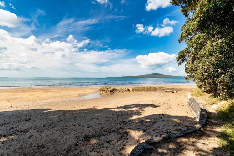 1/9 Corrella Road Belmont_20