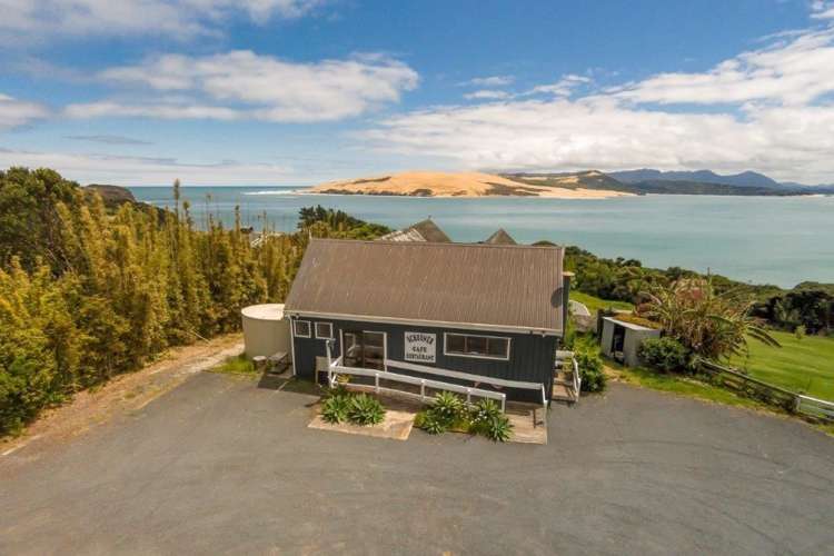 8254 State Highway 12 Omapere_18