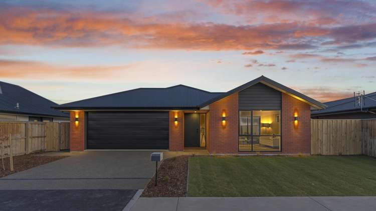 8 Edgar Way Rolleston_17