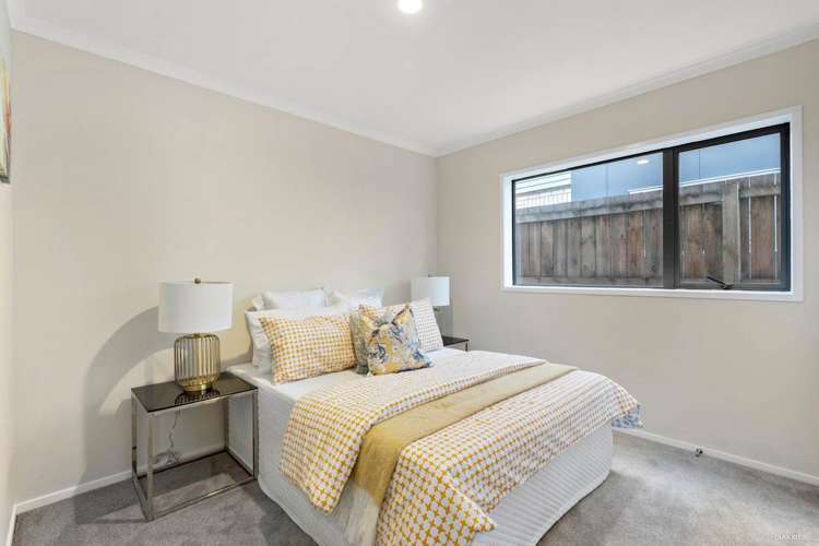23 Agapanthus Place Flat Bush_9