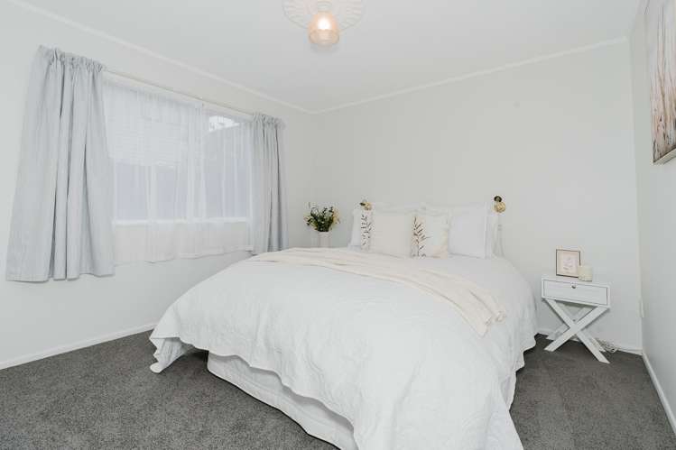 1b Wall Street Nawton_9