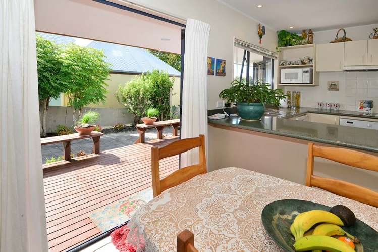 5/848 Whangaparaoa Road Manly_2