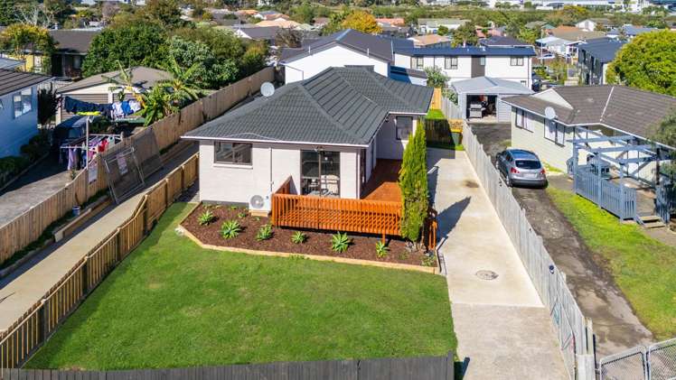 9 Massine Place Randwick Park_12