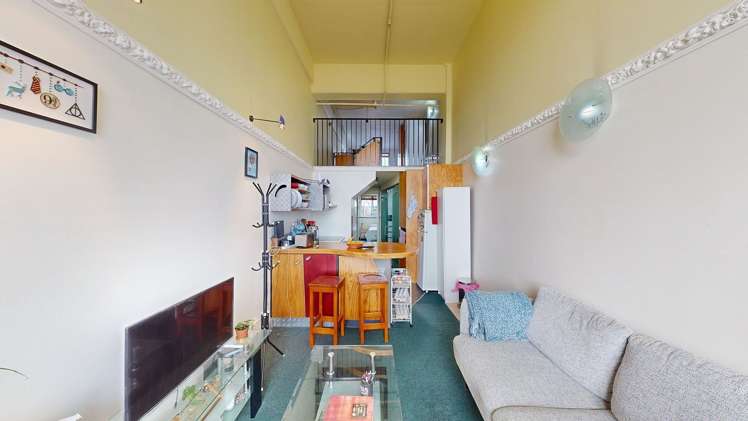 1o/51 Webb Street Mount Cook_1