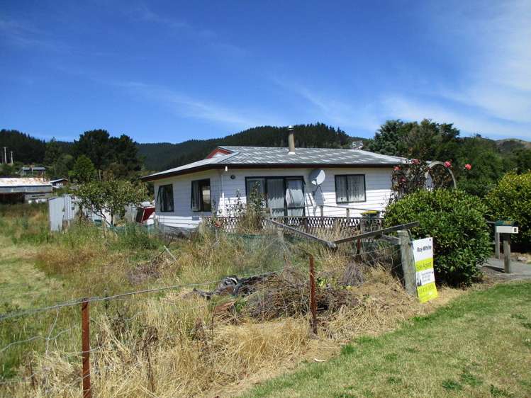 34 Eddystone Street Kaitangata_13