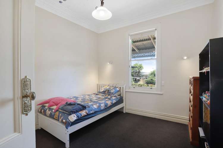 4 Wolverton Street Avondale_14