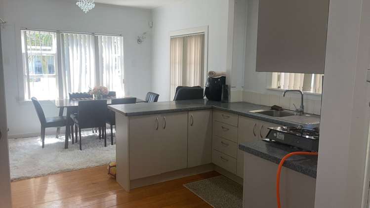 7 George Street Mangere East_5