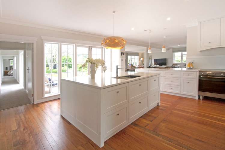 340 Fergusson Drive Heretaunga_8