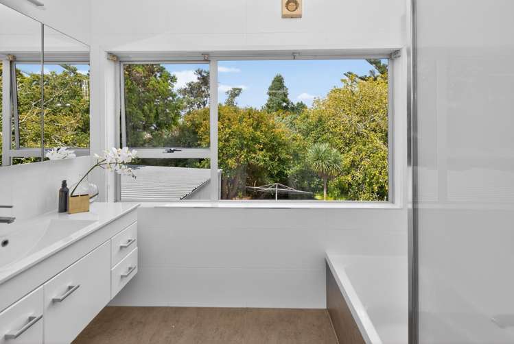 41 Glenfern Road Mellons Bay_19