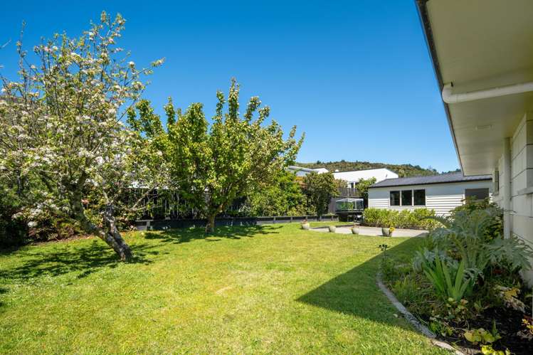 108 Moana View Road Waikawa Bay_27