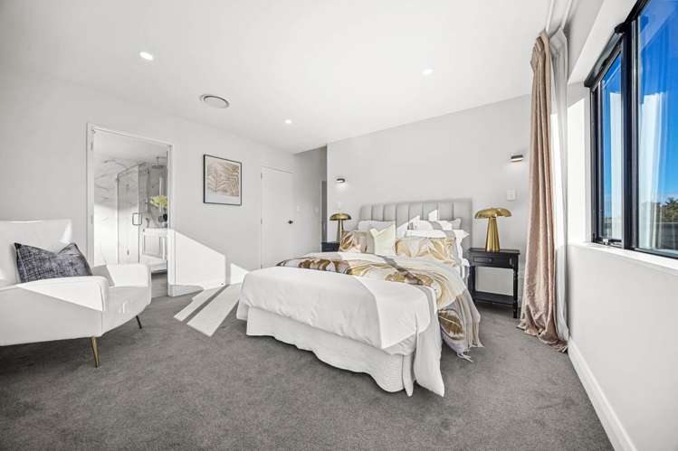 9 Wyon Way Flat Bush_11