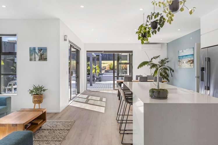 45 Angiangi Crescent Beachlands_14