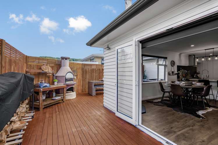 15 Rowe Parade Wainuiomata_14