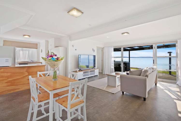 59 Torkar Road Clarks Beach_12