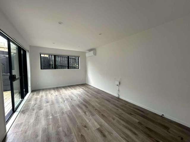 4f Hepburn Road Glendene_2