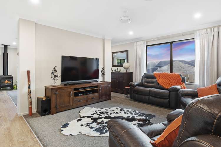 2 Raptor Way Welcome Bay_15