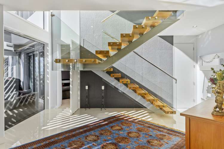 15 Omeo Crescent Redcliffs_18