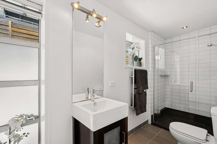 18A Loop Road Kelvin Heights_23