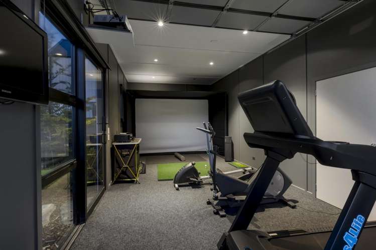 18 and 20 Woolshed Road Jacks Point_13