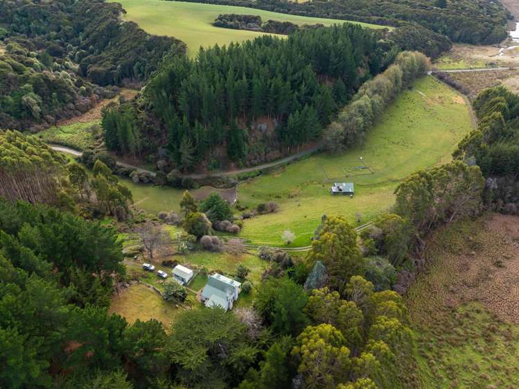 61 Coutts Gully Road Taieri Mouth_23