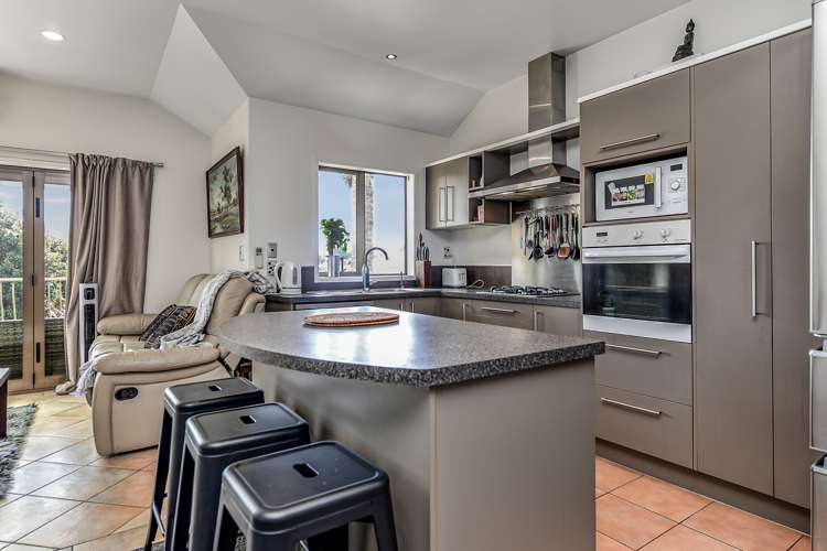 1211b Victoria Street Whitiora_10