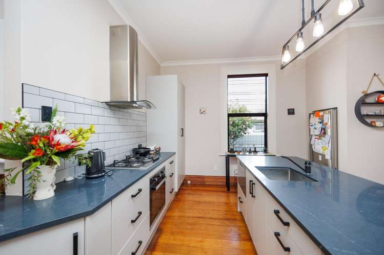 9 Kingswood Street Takaro_7