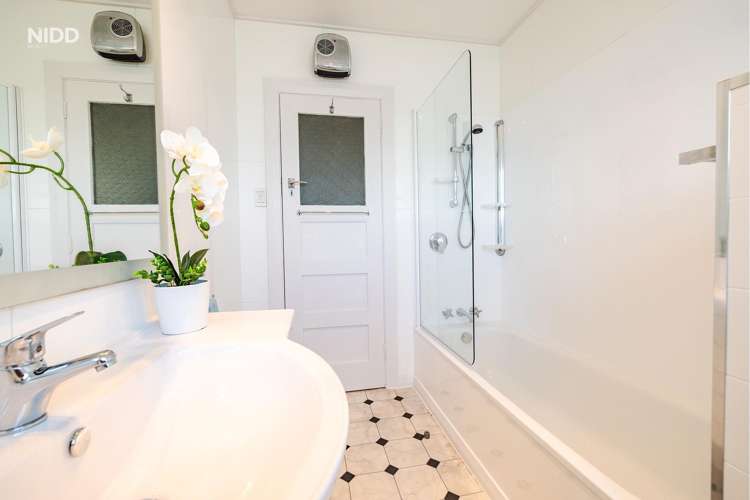 217 Highcliff Road Shiel Hill_12