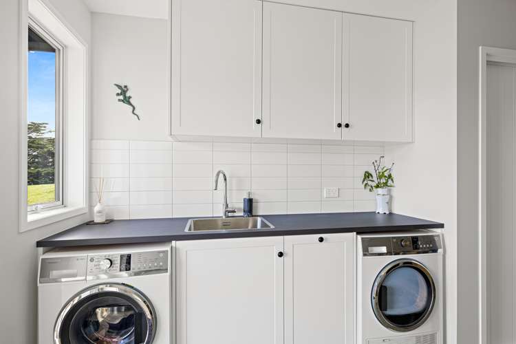 75 Seaview Heights Whangateau_14