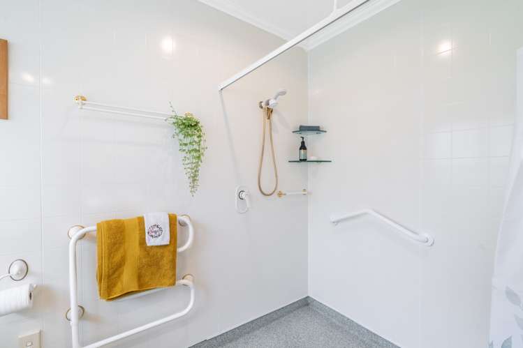 310 Herbert Street Windsor_11